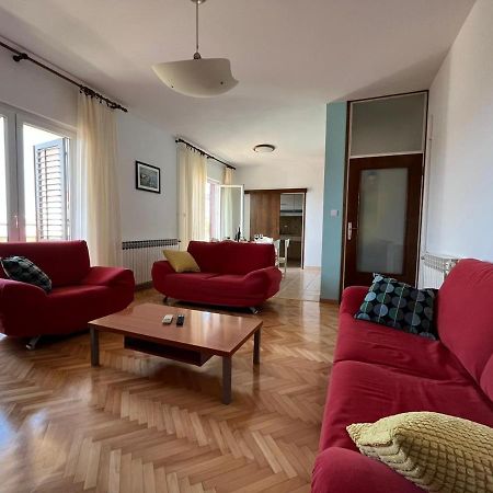 Apartment Lily Podstrana Luaran gambar
