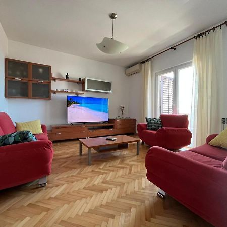 Apartment Lily Podstrana Luaran gambar