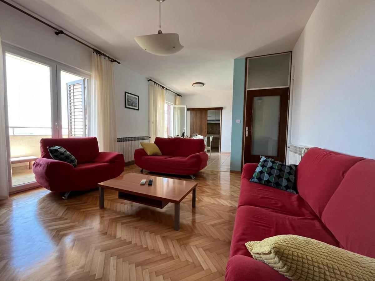 Apartment Lily Podstrana Luaran gambar